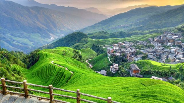 4-Day Guilin Private Tour·Yangshuo, Longsheng, Longji Rice Terraces, Elephant Trunk Hill, Guilin Xingping Li River, Xiongcun