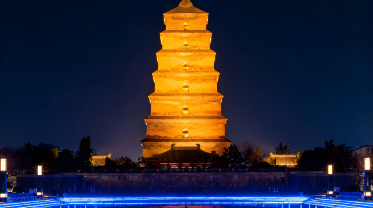 6D5N · Group Tours · 5d4n-Peaks of Nature to the ranks of Army, a complete Xi'an journey-Mount Hua-Terracotta Warriors-Hand made-Museum-Performance-Muslim Quarter-Hanfu Experience -City Wall·No shopping, includes guide, free transfer, 5-diamond hotels. Additional activities include The Romantic Show of Xi'an, one-day free tour of Mount Hua and traditional local cuisine.