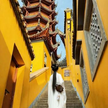 镇江+金山寺2日1晚拼小团