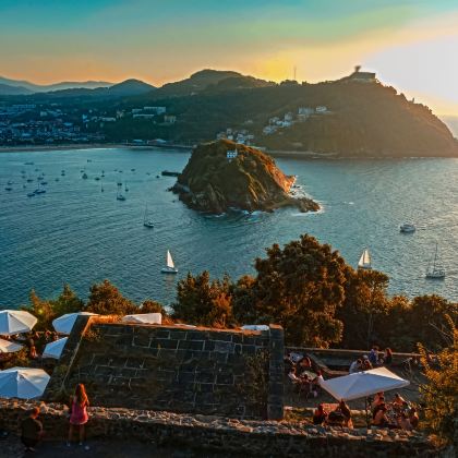 法国波尔多+图卢兹+西班牙毕尔巴鄂+萨拉戈萨+潘普洛纳+圣塞瓦斯蒂安+赫罗纳+菲格拉斯8日私家团