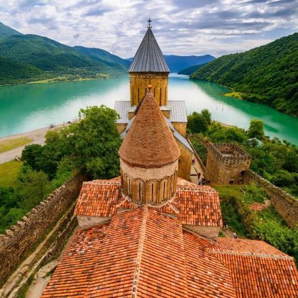 格鲁吉亚+阿塞拜疆+亚美尼亚11日9晚跟团游