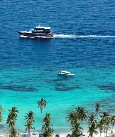 5D4N • A Phuket trip that includes 3 snorkeling stops and 4 island landings -Team Building & Custom Tours Also Available 