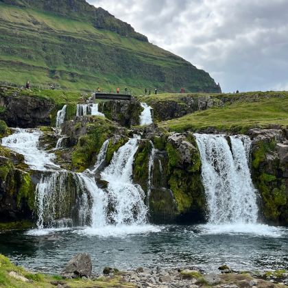 冰岛雷克雅未克+蓝湖+斯奈山半岛+黑沙滩9日7晚拼小团
