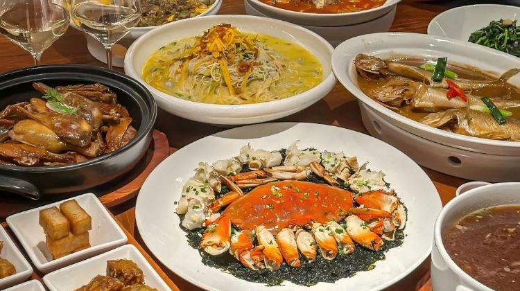 7-Day Scenic Tour from Xiamen·Wuyishan Peaks, Pingtan Island & Fujian Coast