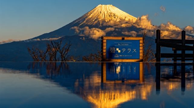 【Tokyo diary|日本東京經典5日遊私家團】·( 元旦新春潮玩東京 +這是藝術與奇遇的旅程 ) 河口湖+山中湖 收藏冬日富士山景+森JP塔觀賞東京塔美景 俯瞰東京夜景（ 4晚東京市區酒店連住 )