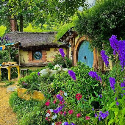 新西兰奥克兰+使命湾+怀托摩萤火虫洞+霍比特村+怀·欧·塔普地热仙境+科罗曼德尔半岛7日6晚拼小团