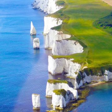 英国大伦敦+杜德尔门+康瓦尔郡圣艾夫斯+圣迈克尔山+兰兹角+巴斯+科茨沃尔德10日9晚拼小团