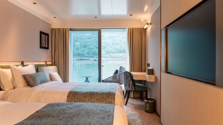 6D5N · Group Tours · VISTA HARMONY & VISTA AURORA Chongqing-Yichang Three Gorges Cruise+Dazu Rock Carving+Authentic City Walk