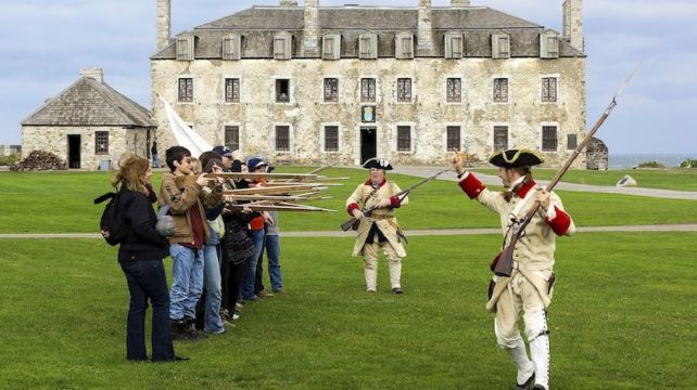 5-Day Bus Tour·Philadelphia, Washington D.C., Niagara Falls and New York