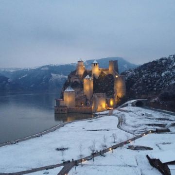 塞尔维亚2日1晚自由行