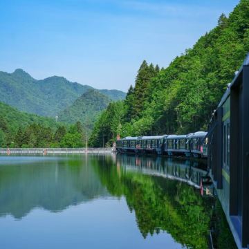 神农架+大九湖国家湿地公园4日3晚私家团