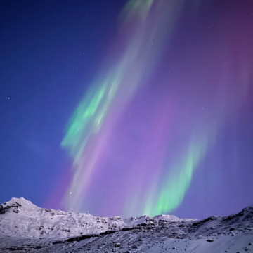 冰岛雷克雅未克+蓝湖+斯奈山半岛+黄金旅游圈9日7晚跟团游