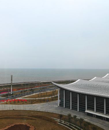 3日2晚 • 潮州3天團 · 《永安專享~約500呎豪華海景客房~汕頭白天鵝酒店「潮」玩攻略+高鐵》 專享包廂【鮑魚砂鍋粥養生宴】【任食一人一鍋金牌牛肉火鍋】湘子橋的日與夜  尋味鎮邦路美食街 潮州美食純玩3天團
