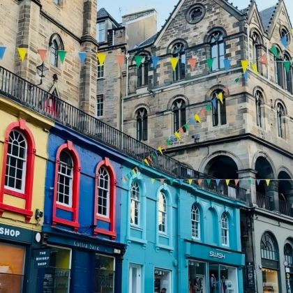 英国伦敦+剑桥+温德米尔+爱丁堡+约克+苏格兰高地+天空岛+七姐妹悬崖12日11晚私家团