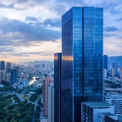 西宁+青海湖景区+敦煌+嘉峪关+张掖8日7晚拼小团