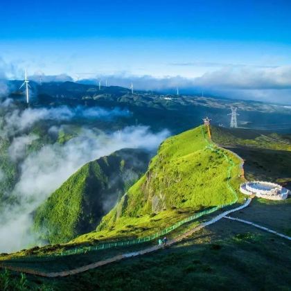 贵州贵阳+黄果树+乌蒙大草原+万峰林景区+马岭河峡谷景区5日4晚私家团