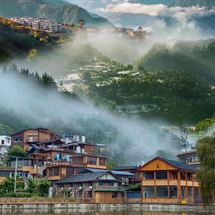 保山+怒江大峡谷+福贡+贡山+独龙江+丙中洛风景区+秋那桶+六库5日4晚私家团