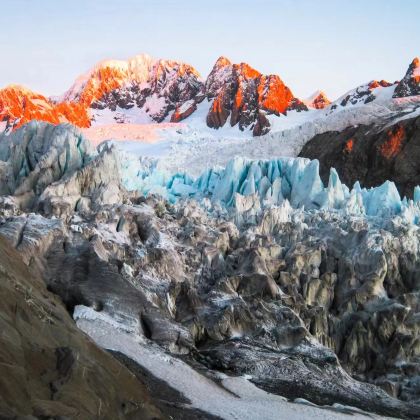 新西兰奥克兰+罗托鲁瓦+基督城+格雷茅斯+福克斯冰川镇+瓦纳卡+皇后镇+达尼丁+奥玛鲁+特卡波15日14晚拼小团