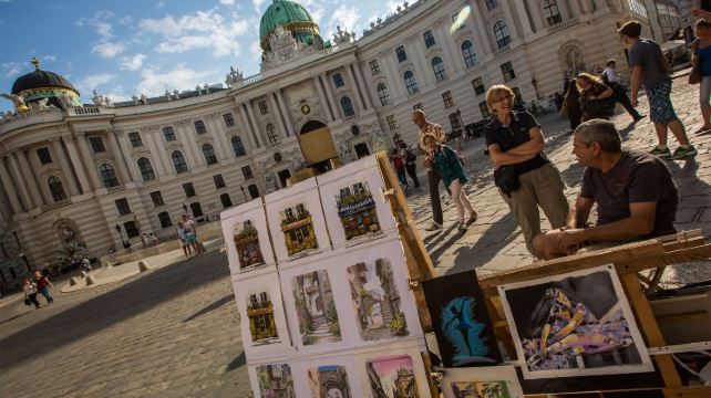 14-Day Eastern Europe Discovery Tour·Berlin, Prague, Vienna and Budapest