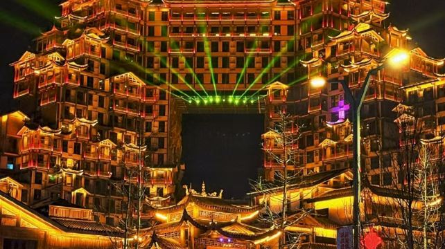 3-Day Best of Zhangjiajie Tour·Zhangjiajie National Forest Park | Tianmen Mountain | Cliff Glass Plank Road | Tianmen Cave