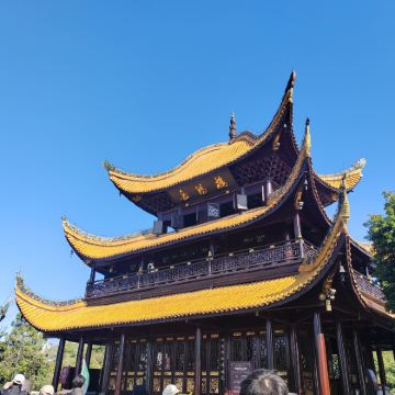 长沙+岳麓书院+橘子洲景区+岳阳楼区4日3晚跟团游