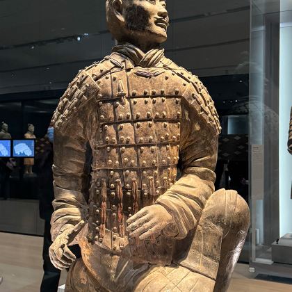 西安兵马俑+壶口瀑布+法门寺+西安城墙+华清宫+黄帝陵4日3晚跟团游