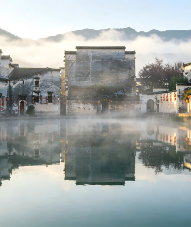 2D1N • Wuyuan Huangling + Hongcun Village Accompanied by local guide, this mini tour lets you soak in natural scenery and ancient village charm