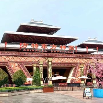 湖北荆州+荆州古城历史文化旅游区+张居正故居+荆州方特东方神画5日4晚私家团