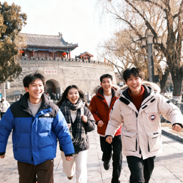 济南+泰山+曲阜+潍坊+烟台+威海+青岛9日8晚私家团