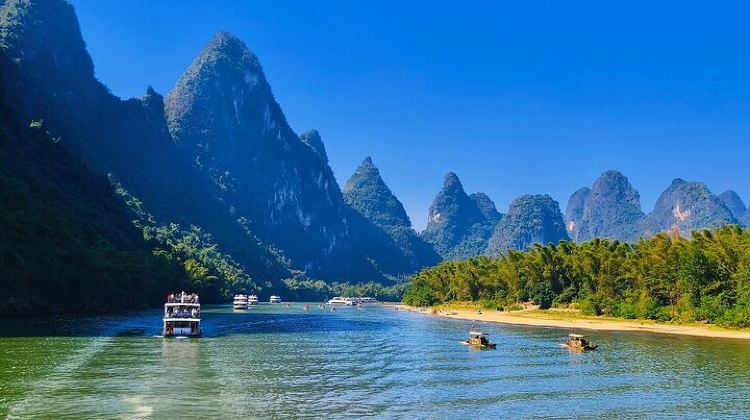 3D2N · Private Tours · 3-Day Private Guilin Tour with Li River Cruise and Yangshuo
