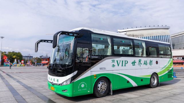 恩施土家族苗族自治州、恩施+18