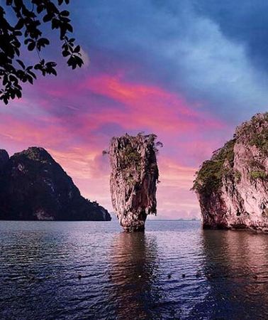 2D1N • Phi Phi & James Bond Twilight: 2-Day Phuket Island Adventure