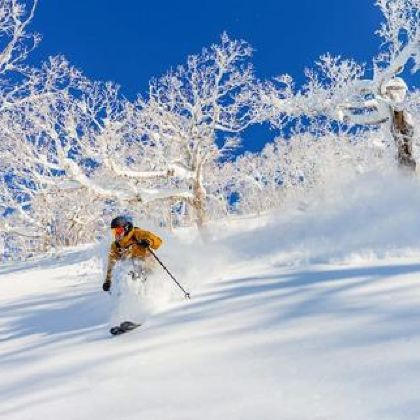 日本北海道登别+函馆+留寿都度假村+札幌6日5晚私家团