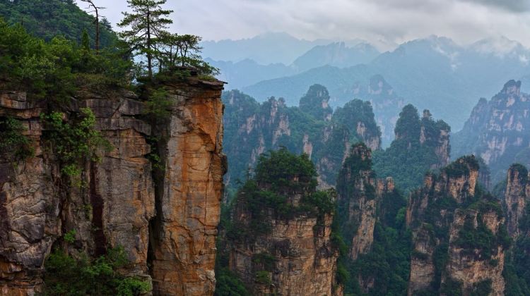 6-Day Immerse yourself in Tianmen Mountain National Forest Park + Zhangjiajie Grand Canyon + Zhangjiajie National Forest Park + Furong Town + Fenghuang Ancient Town