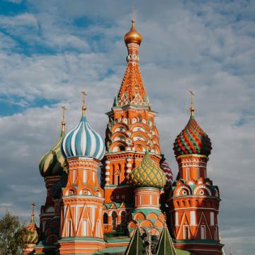 俄罗斯莫斯科+摩尔曼斯克8日7晚自由行