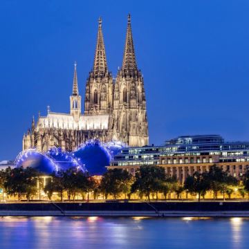 德国科隆+法兰克福+海德堡+黑森林+瑞士14日13晚拼小团