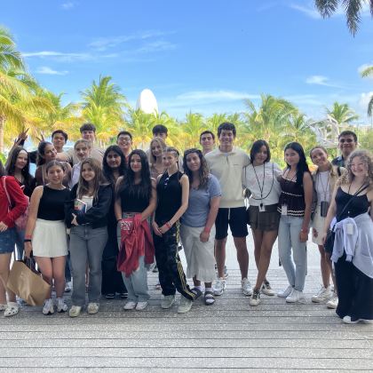 优选夏校 · 迈阿密名校专业探索与升学规划13天夏校【专业探索：FIU&迈阿密大学主题课程+名校教授执教】【Leadership研究报告产出+SAT备考+大学学习技巧】【Amazon参访+FIU校友讲座】【住与学在FIU】14-18岁，独立营