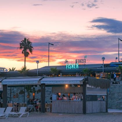 法国+西班牙+巴黎+阿维尼翁+巴塞罗那12日11晚跟团游