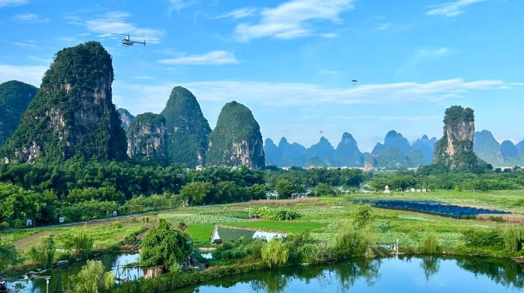 6D5N · Group Tours ·  Include all tips + China's Most Beautiful Scenic Route: Guilin Li River 4-star Cruise + Longji Rice Terraces include round-trip cable car + Yangshuo