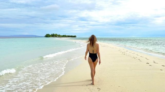 马来西亚沙巴仙本那4日3晚跟团游·纯玩小团+近海酒店+可升级水屋+玻璃海浮潜+可升级深潜+马步岛+卡帕莱水屋打卡+珍珠岛登山俯视海洋全景+军舰岛拖尾沙滩+曼达布安岛+浮潜追海龟+专车接送+专属中文管家