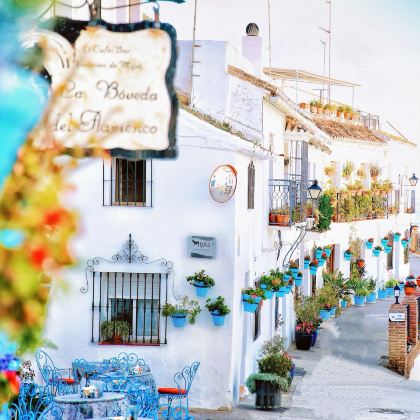 西班牙塞维利亚+龙达+米哈斯+马拉加+格拉纳达6日5晚拼小团