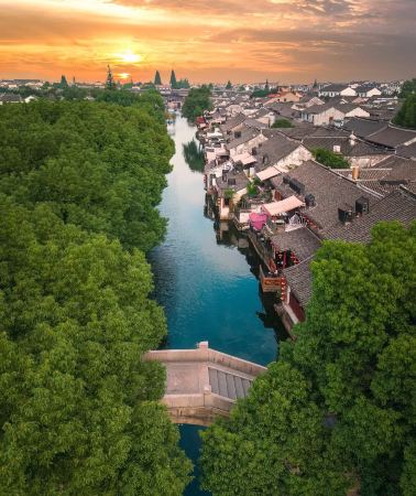 5D4N • Shanghai + Suzhou + Wuzhen + Hangzhou + Shanghai Disney Resort: Custom Private Tour