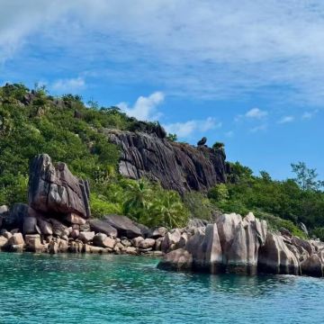 留尼汪（法属）+塞舌尔11日10晚私家团