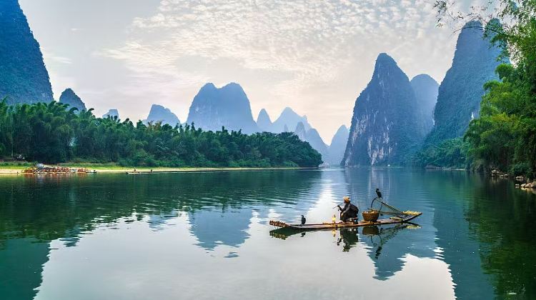 7D6N · Group Tours · 'All Tips Included' China + Guilin + Yangshuo + Li River Scenic Area + Longji Rice Terraces + Sanjiang + Hezhou