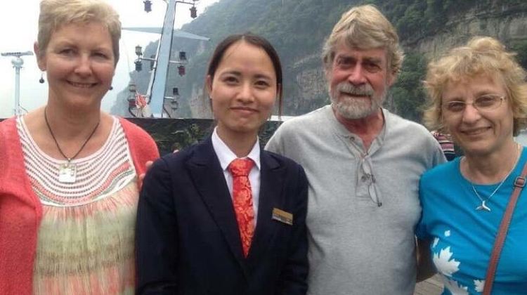 4-Day Yangtze River Cruise Tour from Chongqing to Yichang · Snowy Jade Cave and Three Gorges Dam