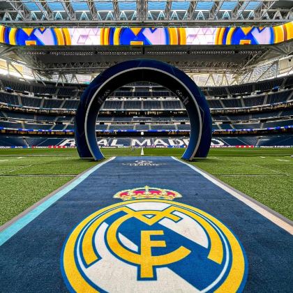 法国卢浮宫+波尔多葡萄酒博物馆+图卢兹太空城+西班牙马德里王宫11日9晚私家团