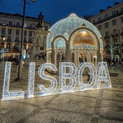 葡萄牙里斯本+法鲁+西班牙塞维利亚+马德里+巴塞罗那10日9晚跟团游