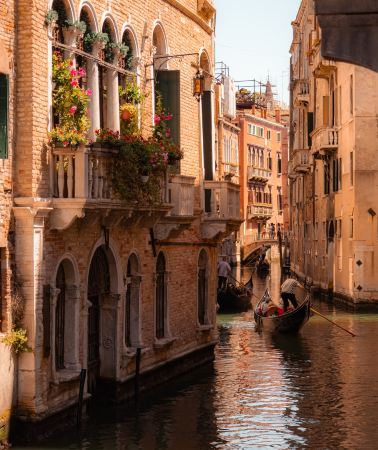 11D10N • Italy + Switzerland + France · Rome to Paris: An 11-Day Journey Through Three Countries