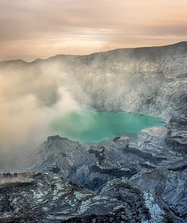 5D4N • 5 Days Borobudur Prambanan Tumpaksewu Bromo Ijen to Bali Private