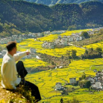 江西南昌+庐山市+婺源+景德镇+望仙谷+龙虎山风景名胜区7日6晚私家团